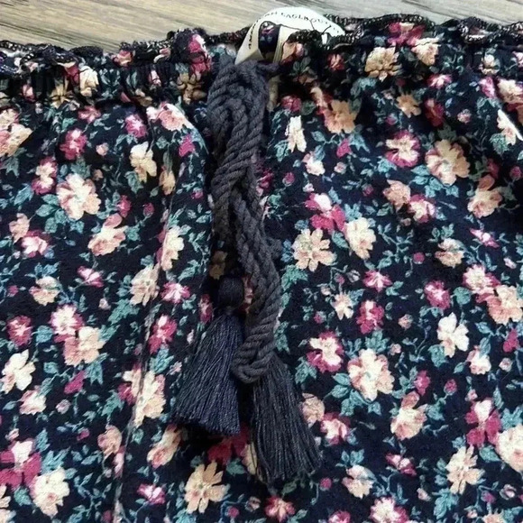 🌸3/$30🌸AMERICAN Eagle Outfitters | Floral Off The Shoulder Top - Picture 5 of 9